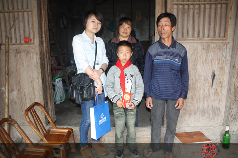 完美体育官网首页入口再赴永嘉山区小学结对帮扶