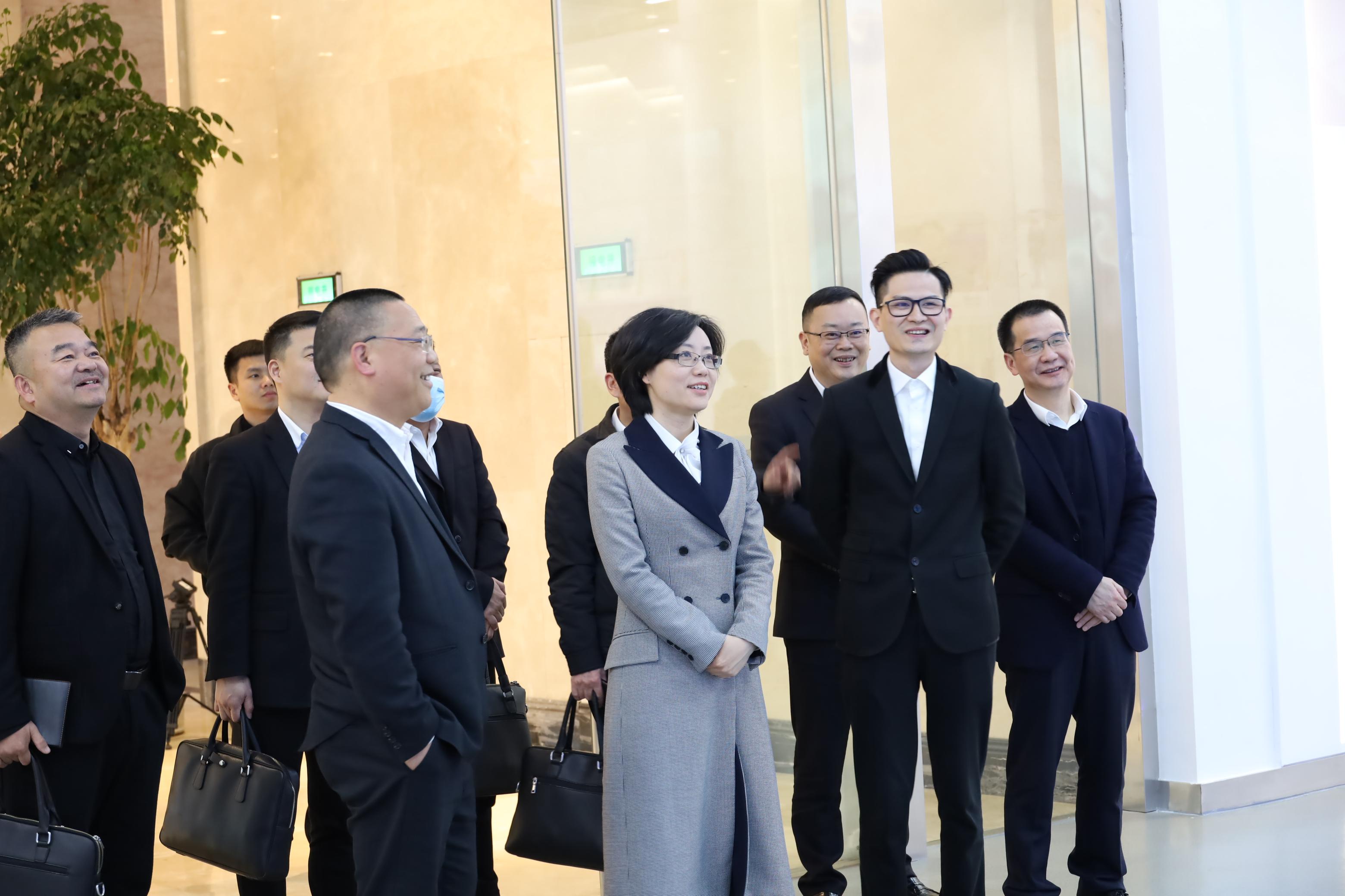 永嘉县委书记王彩莲莅临完美体育官网首页入口新春走访