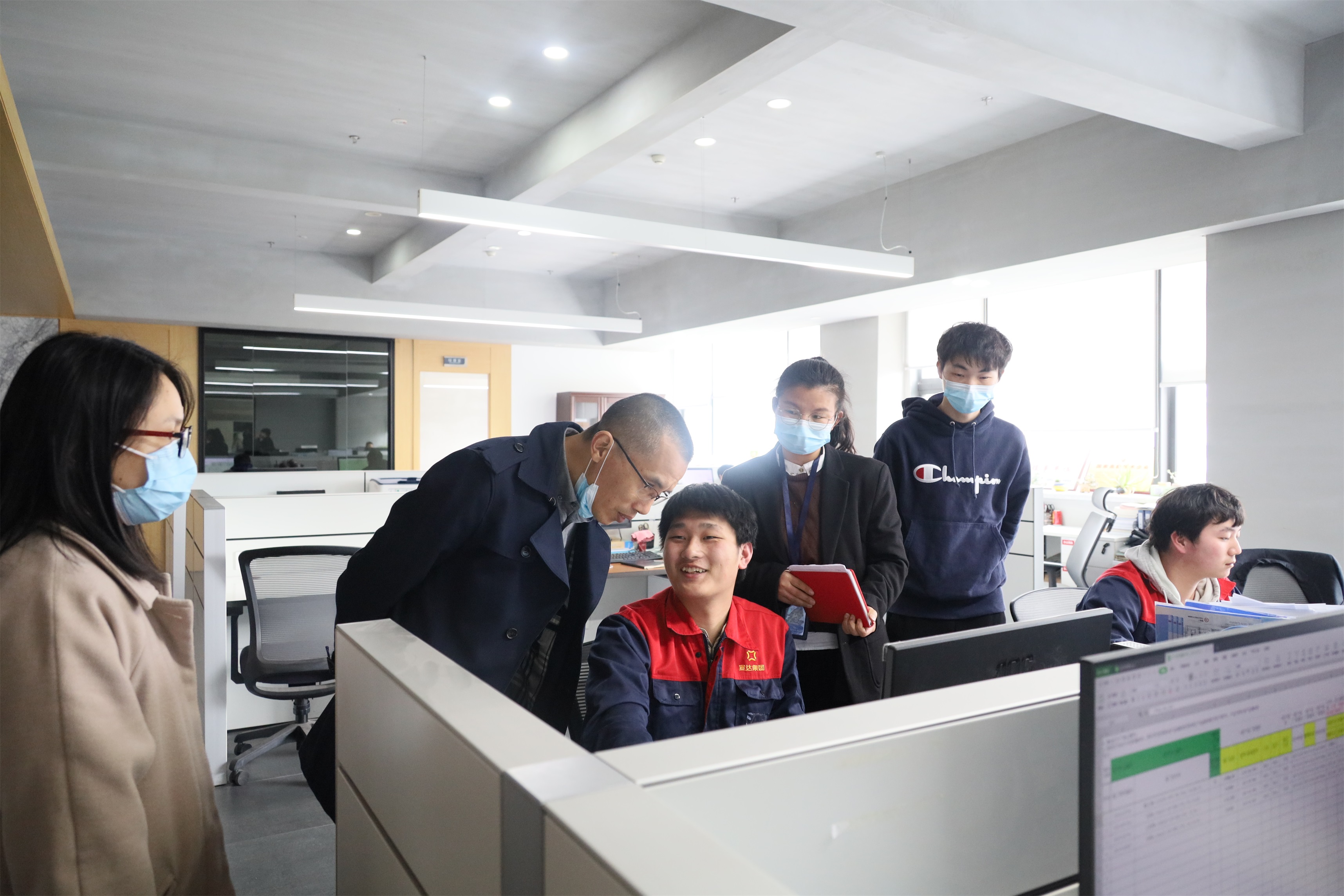 诚挚欢迎永嘉县职业教育中心调研走访完美online(中国)阀门